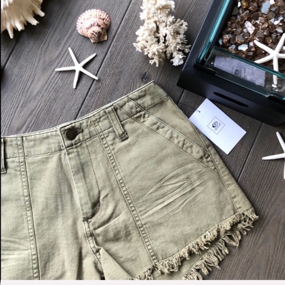 🌴🌼RIP CURL- SHORTS🌼🌴 - Picture 5 of 8